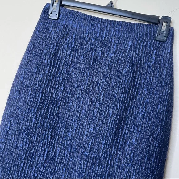 Ann Taylor Blue Black Textured Straight Skirt Stretch - Picture 3 of 6